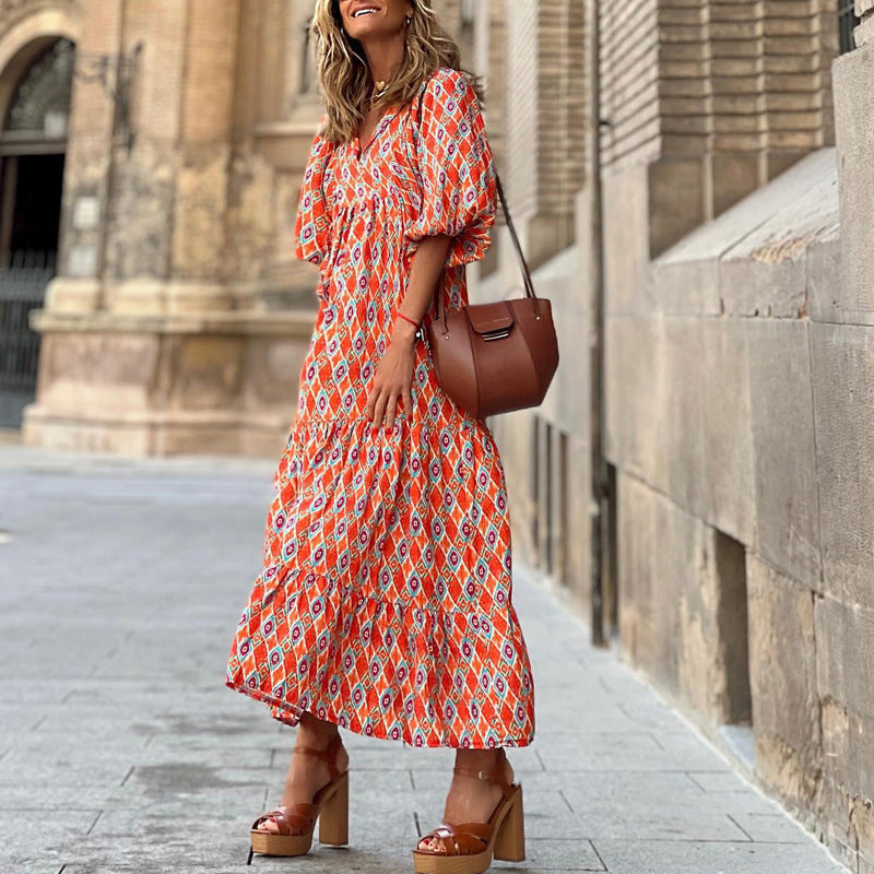 Women's Boho Floral Halter Dress – Backless Ruffled A-Line Beach Dress for Summer Vacations